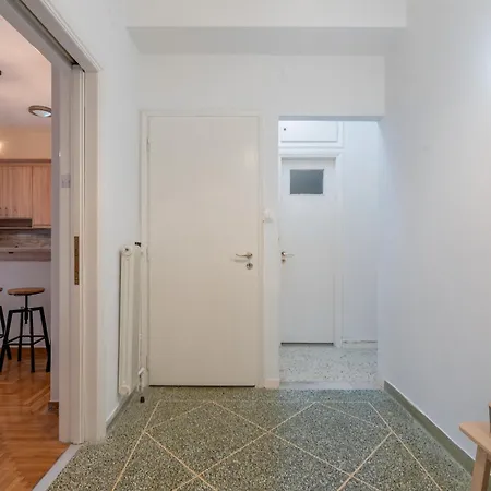 Serenity Haven - New Renovated 2Br Apt In Koukaki Athens Exterior photo