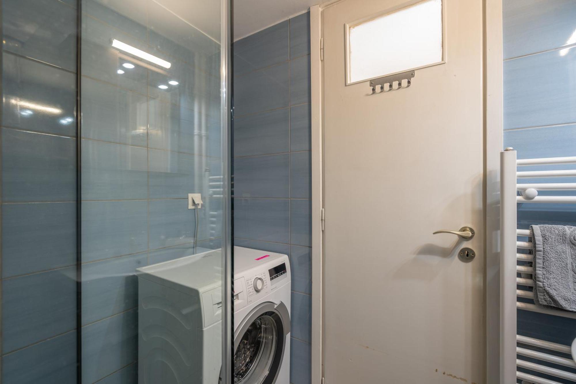 Serenity Haven - New Renovated 2br In Koukaki *